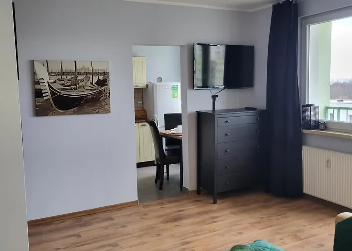 3 Osobowy Andromedy, Darmowy Parking 글리비체